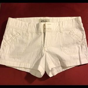 Brand new Guess shorts